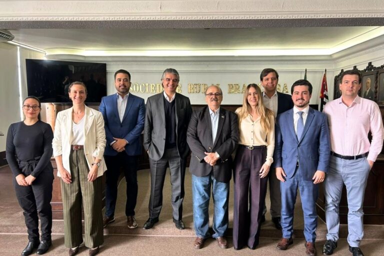 Comitê Jurídico da SRB discute multas por excesso de peso nas rodovias